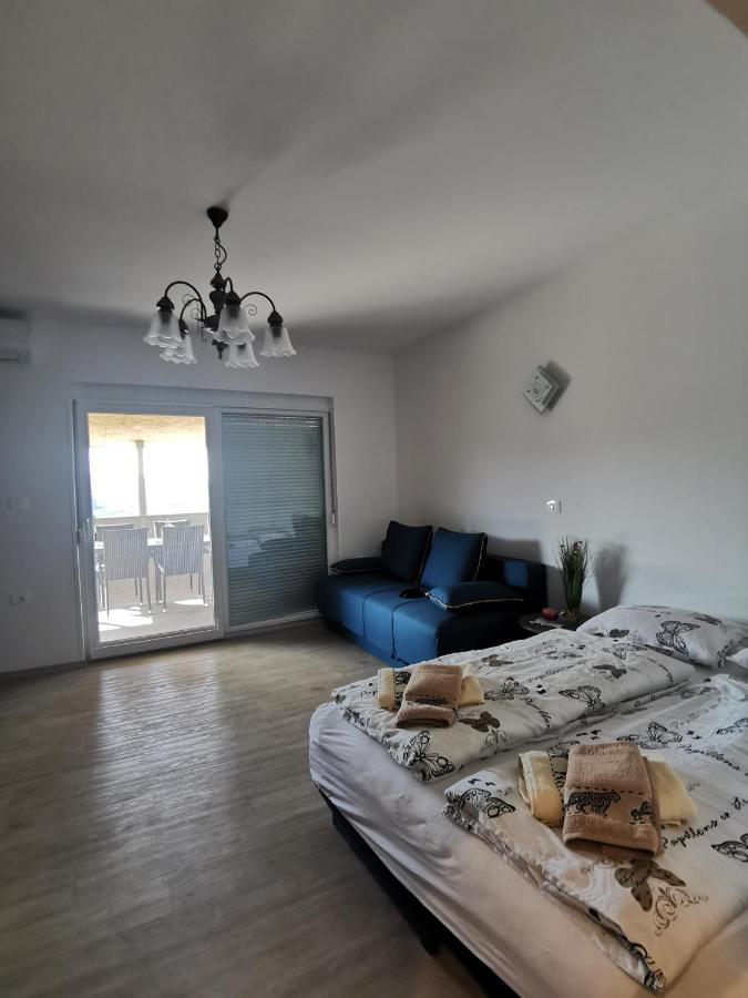 Apartmaji Vila Antonia Portoroz Ruang foto