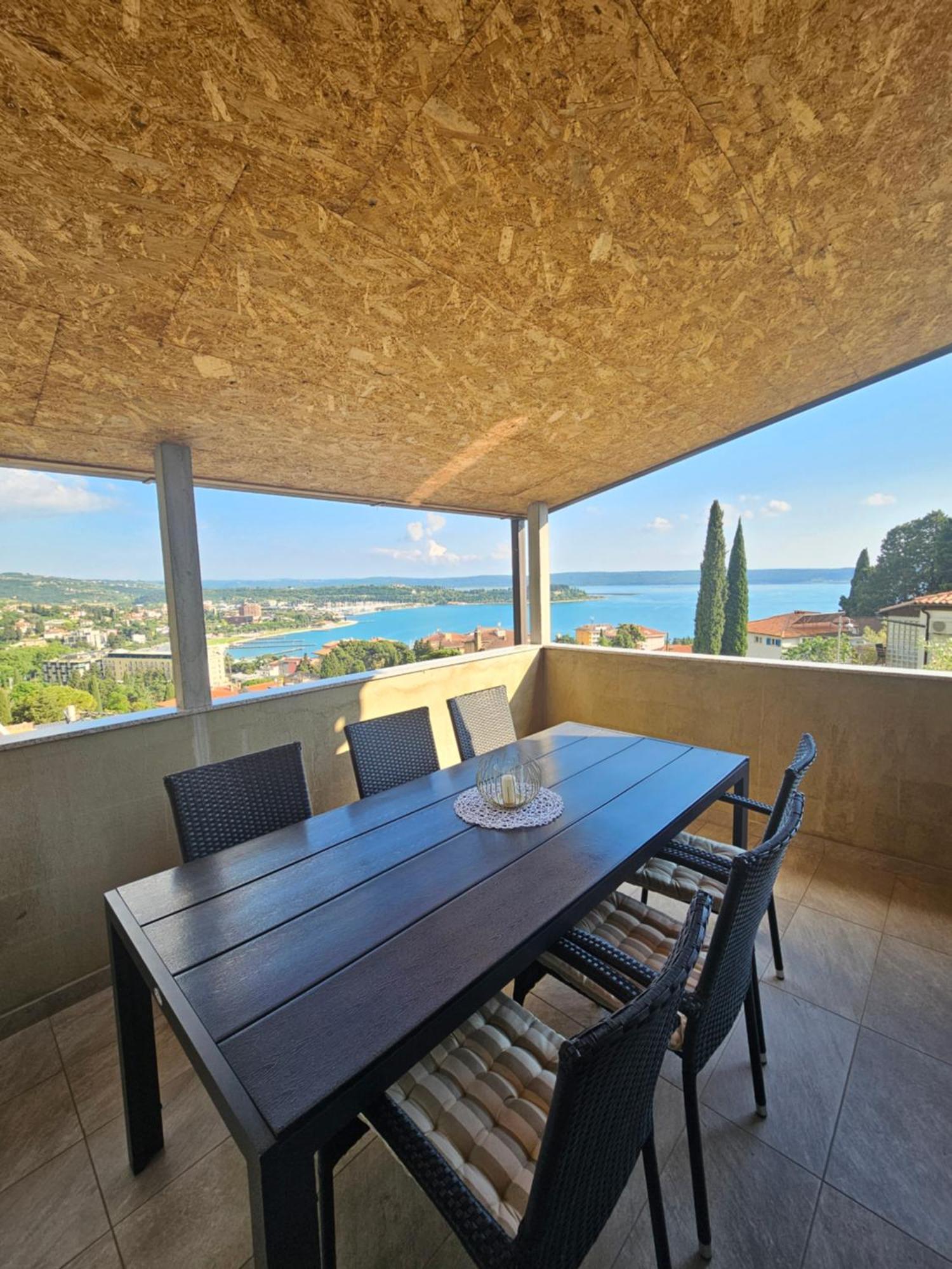 Apartmaji Vila Antonia Portoroz Bagian luar foto